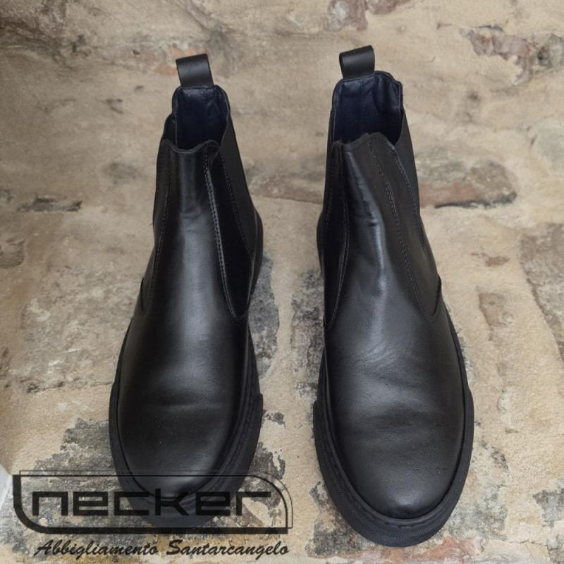 STIVALETTO BEATLES NERO E02