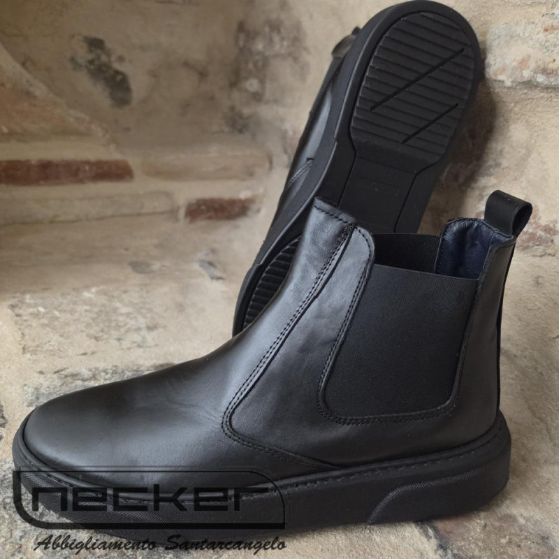STIVALETTO BEATLES NERO E02