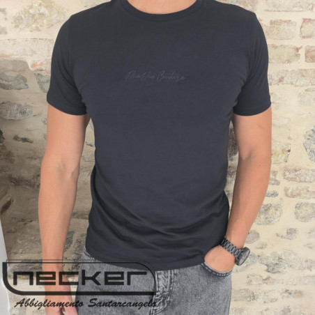 T-SHIRT SLIM RICAMATA NERO