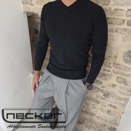 POLO COLLO V NERO M69